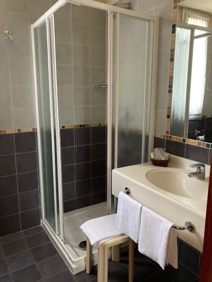Hotel Visconti Melzo Kültér fotó